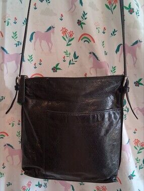 EUC HOBO International Black Patent Casual Everyday Crossbody Split Pocket Purse